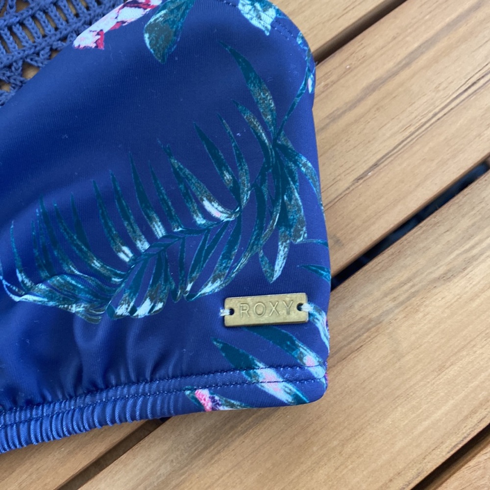 Size XS-L Bikini Bundle - Picture 9 of 14